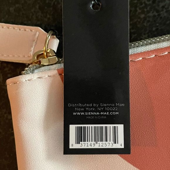 NWT - Cosmetic/Accessory Pouch - Picture 4 of 5